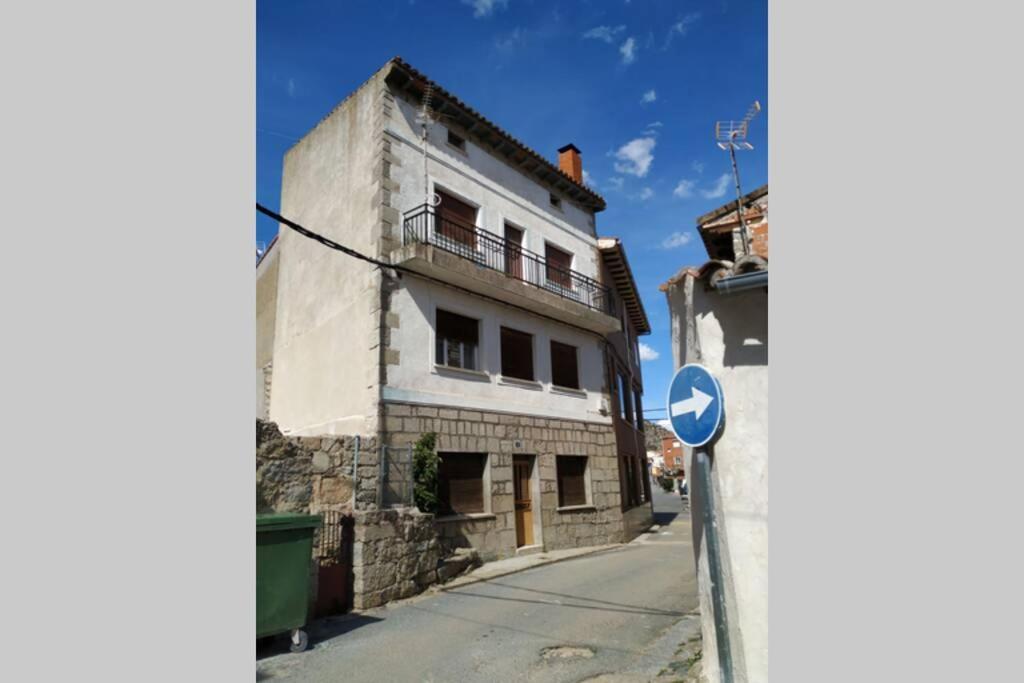 Casa De Pueblo Cerca De Gredos Y Navaluenga Villa Navalmoral Esterno foto